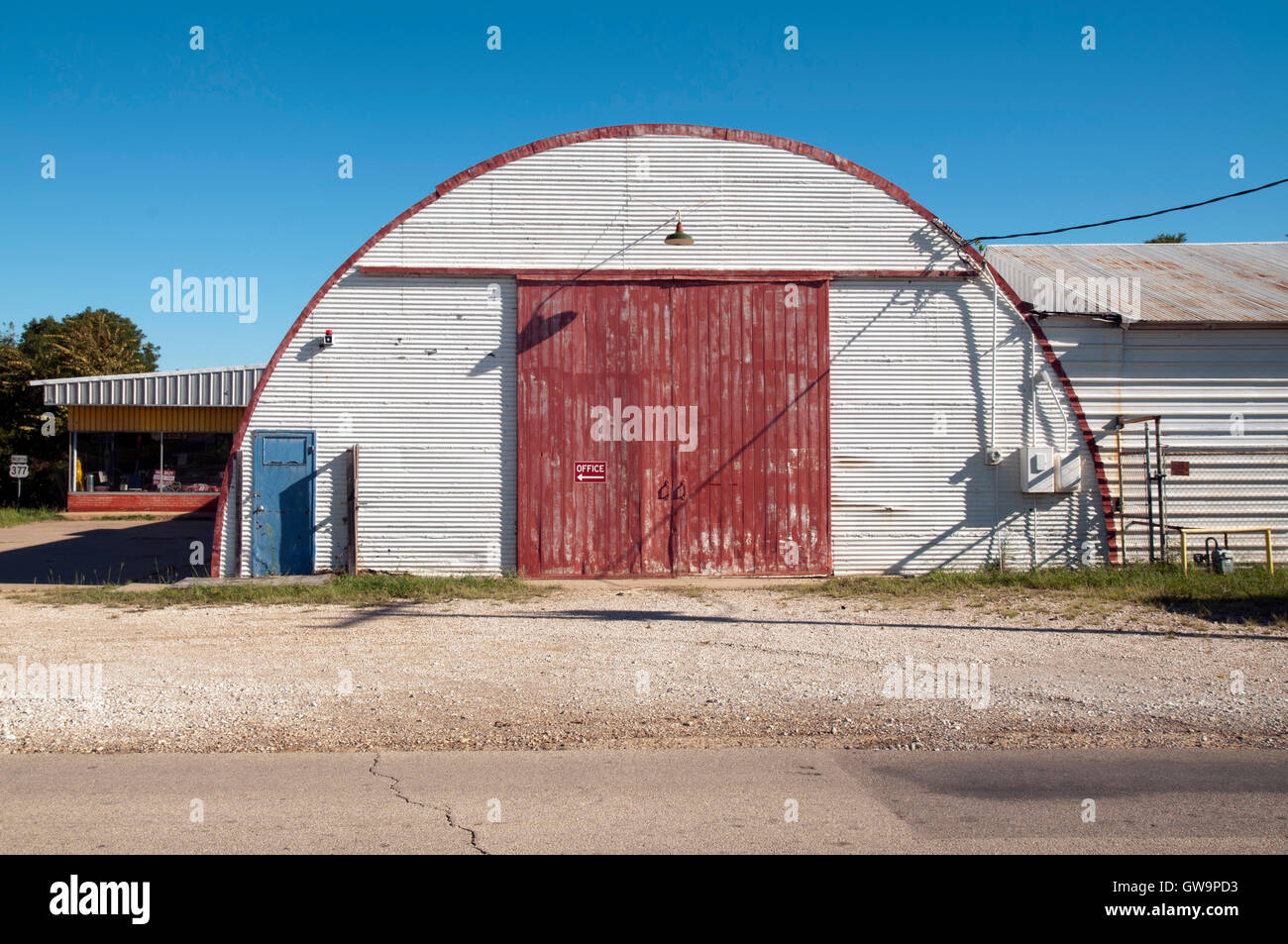 Corrugated Metal Barn High Resolution Stock Photography And Images Alamy