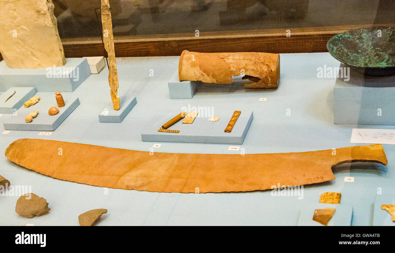 Egypt, Cairo, Egyptian Museum,flint knife of king Khasekhemui, second Dynasty. Found in Umm el Qab, Abydos. Stock Photo