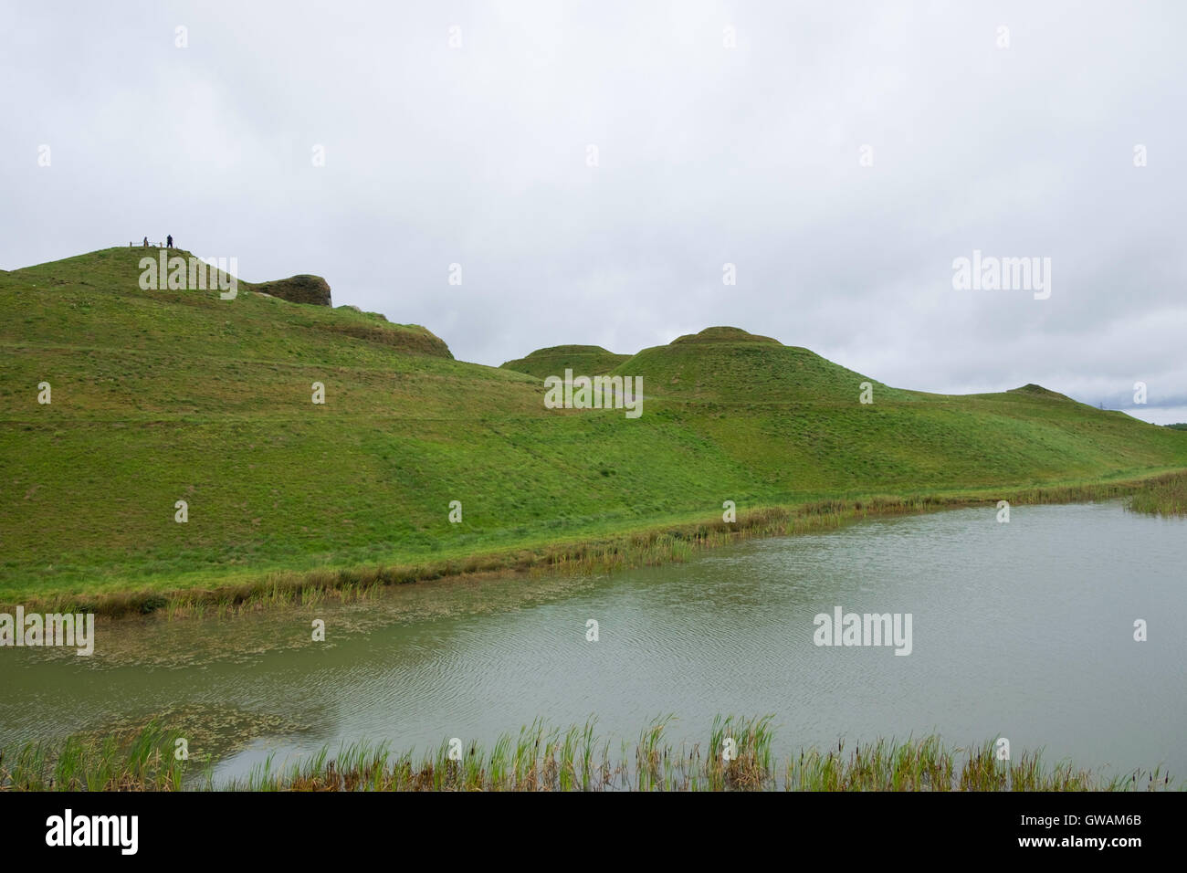 northumberlandia-sculpture-hi-res-stock-photography-and-images-alamy