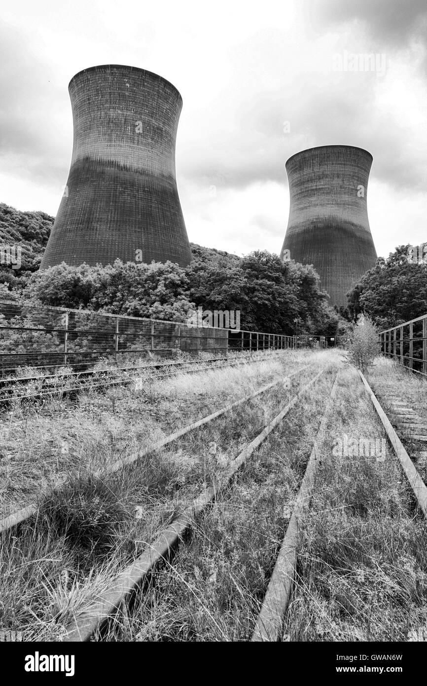 Rail lines leading to Ironbridge power stations or Buildwas power stations being decommissioned as of 2015, Shropshire, England Stock Photo