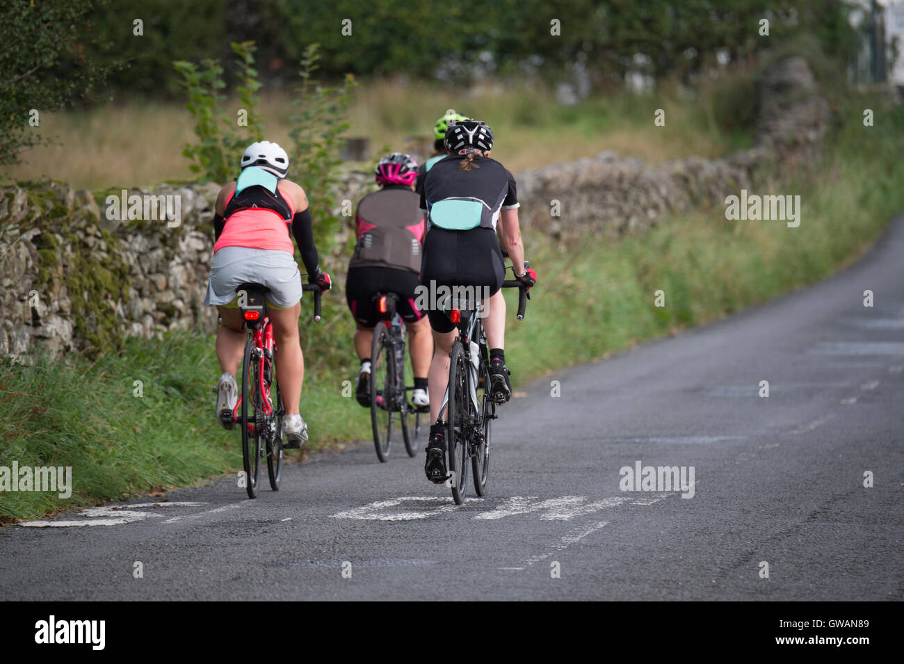 Women cyclists hires stock photography and images Alamy