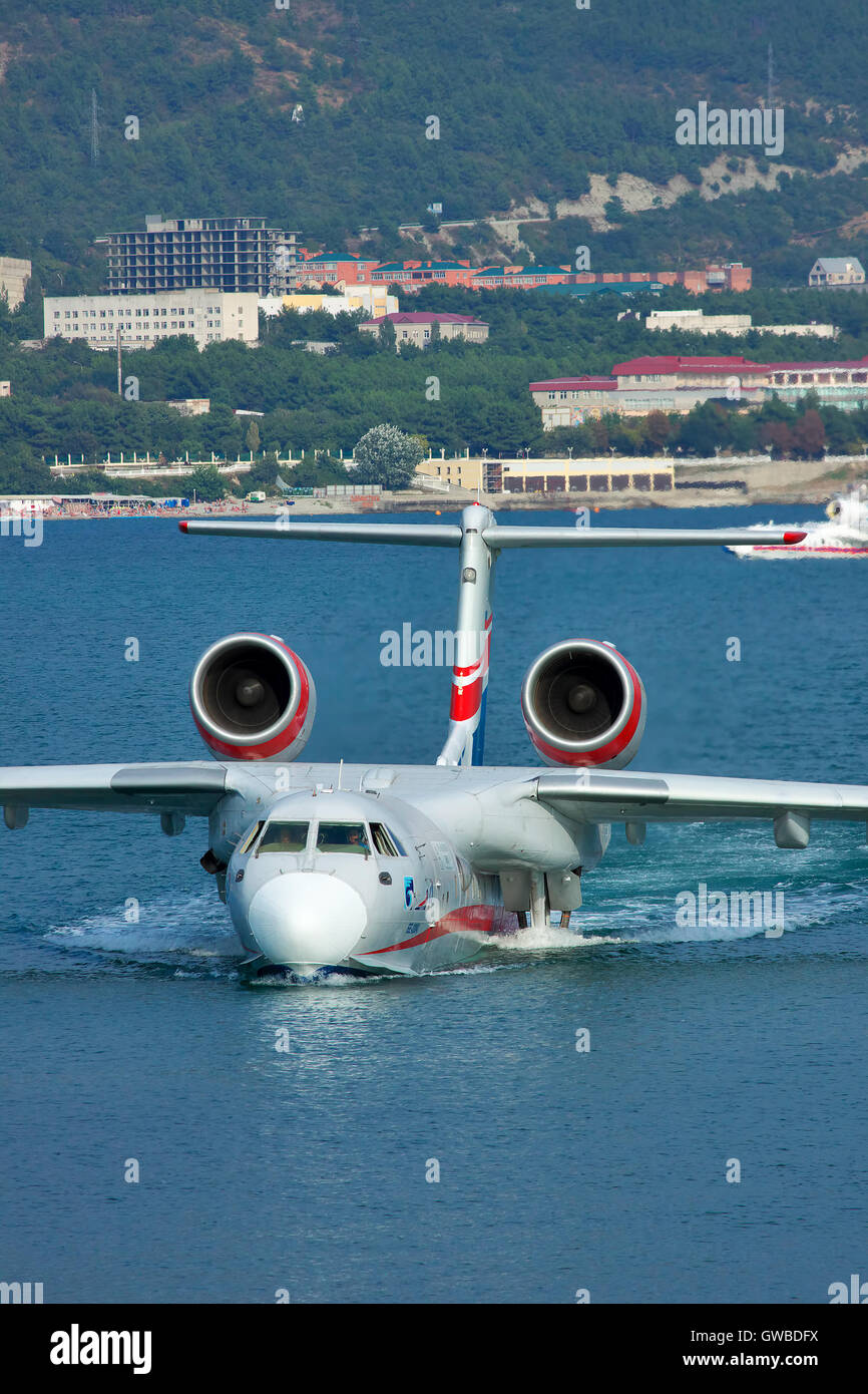 Amphibian ramp hi-res stock photography and images - Alamy
