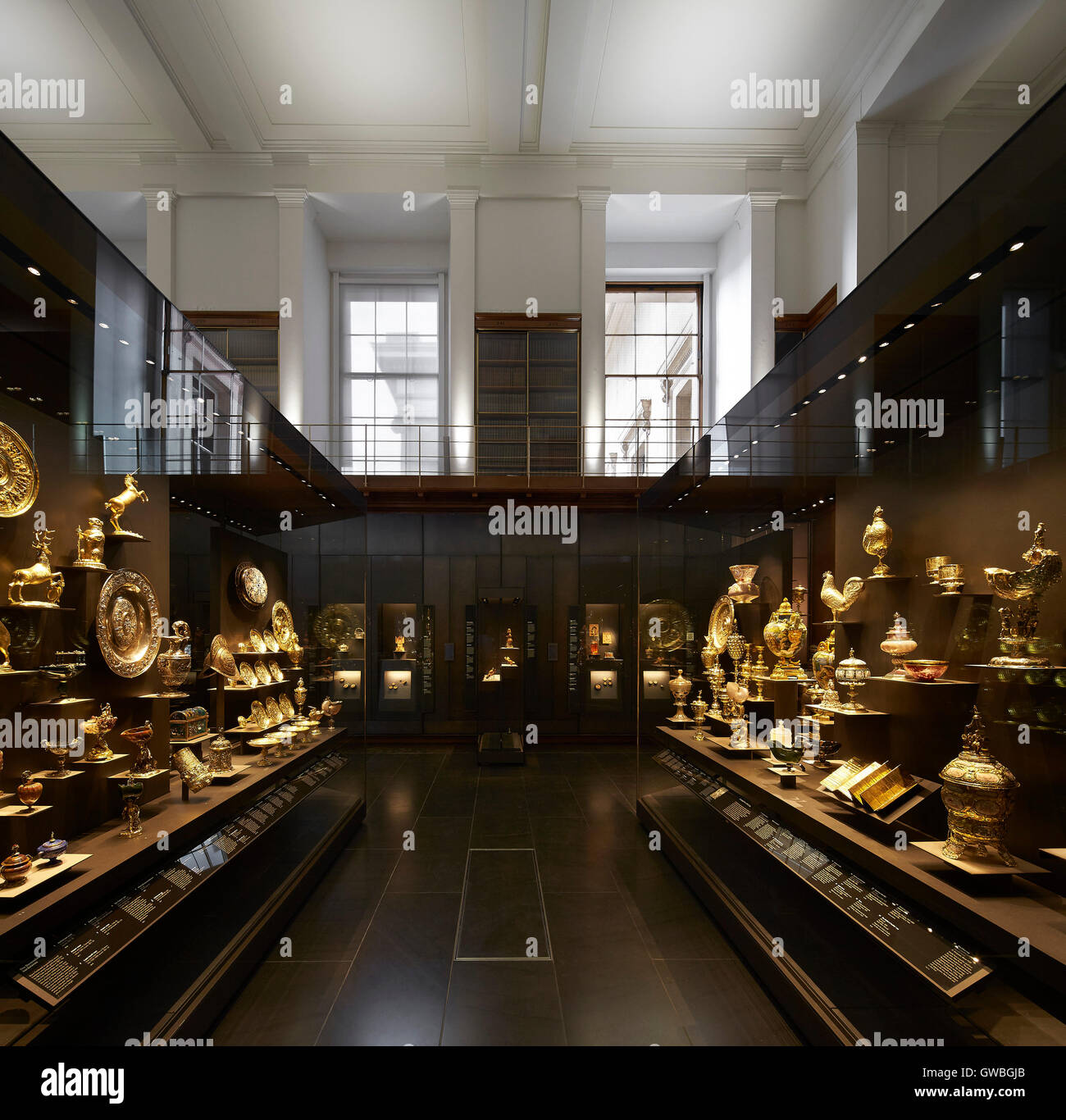Showcase with artefact collection. Waddesdon Bequest Gallery at the British Museum, London, United Kingdom. Architect: Stanton Williams, 2015. Stock Photo