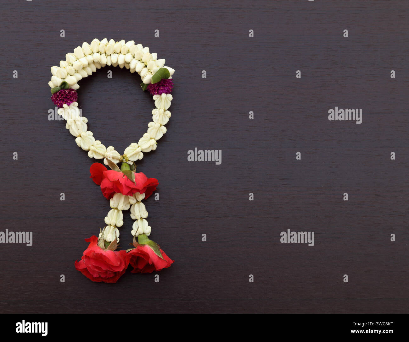 Garland of jasmine flower Stock Photo Alamy