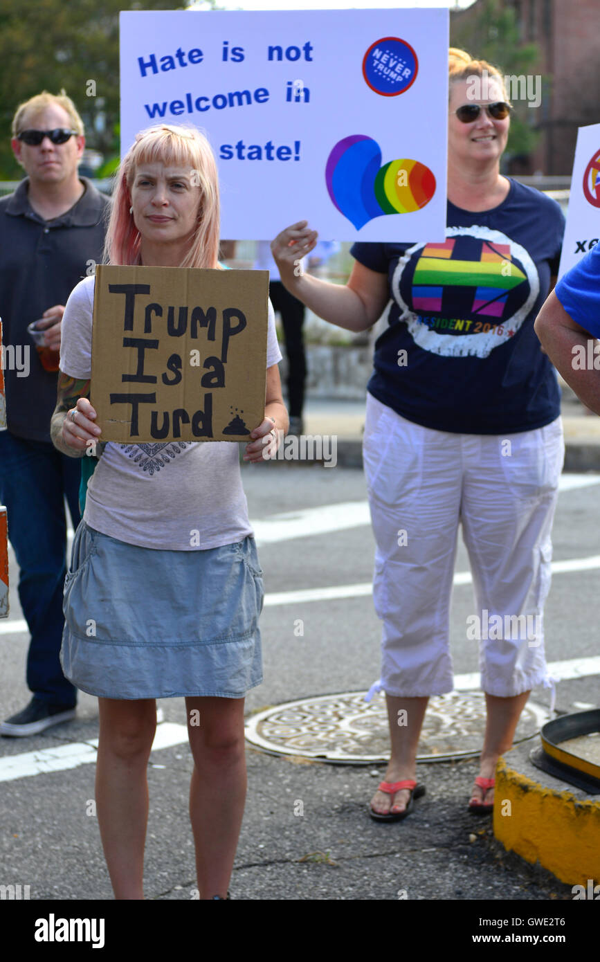 Donald Trump Rally in Asheville, NC, attracts angry protesters clashing ...