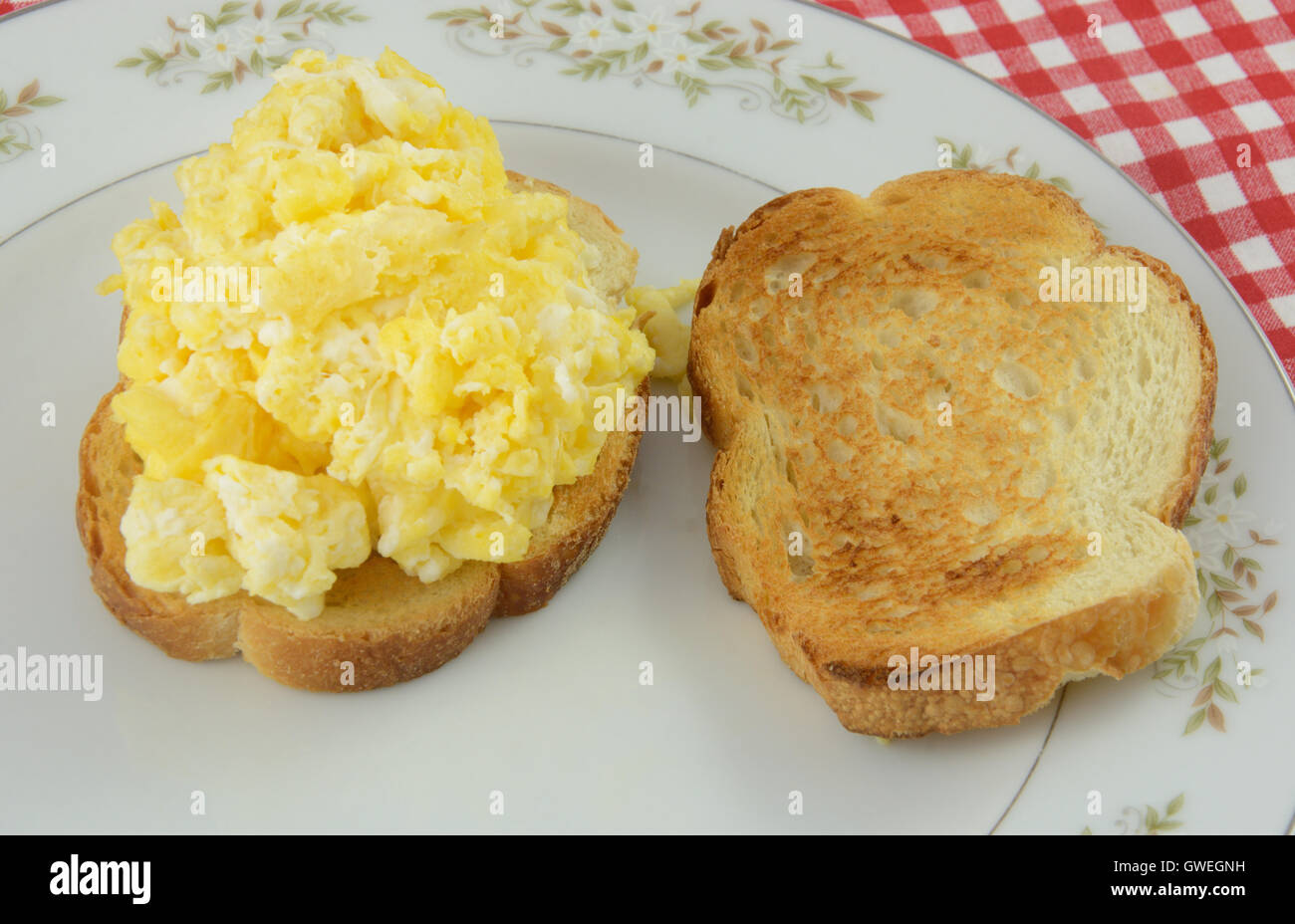 Scrambled Egg Sandwich On Plate Stock Photo Alamy Scrambled Egg Sandwich On Plate Stock Photo Alamy
