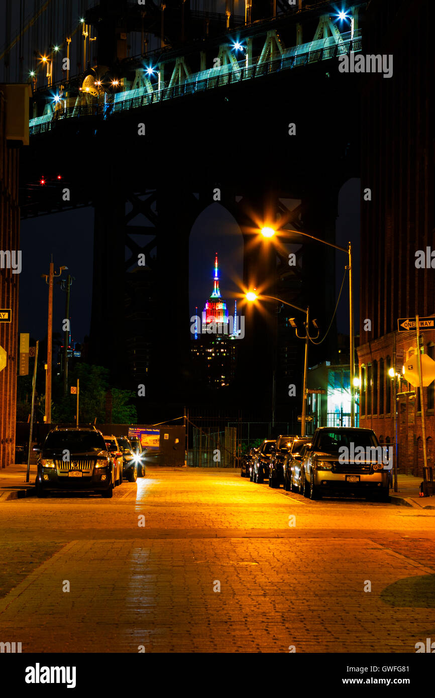 Bright lights of New York City at night Stock Photo - Alamy