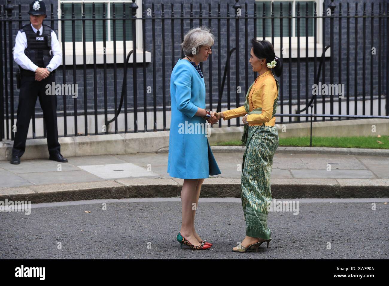 Prime Minister Theresa May (left) welcomes Burma #39 s de facto leader Aung Prime Minister Theresa May (left) welcomes Burma #39 s de facto leader Aung