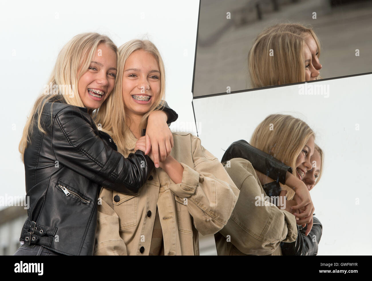 Stuttgart, Germany. 12th Sep, 2016. Local twins Lisa and Lena pose in  Stuttgart, Germany, 12 September 2016. The two women have over a million  subscribers on Instagram and are amongst the stars