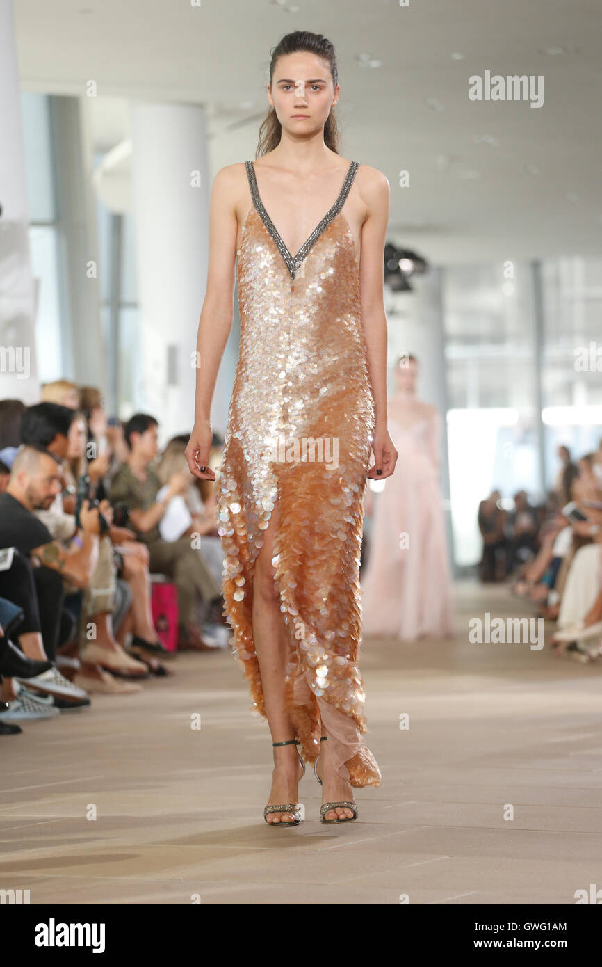 New York, USA. 13th Sep, 2016. Models walk during the Monique Lhuillier show during New York Fashion Week in New York City, USA. Credit: Michael Ip/Alamy Live News Stock Photo