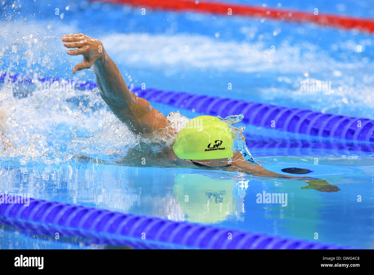Swimming mens 100m freestyle s10 paralympics swimming hi-res stock  photography and images - Alamy