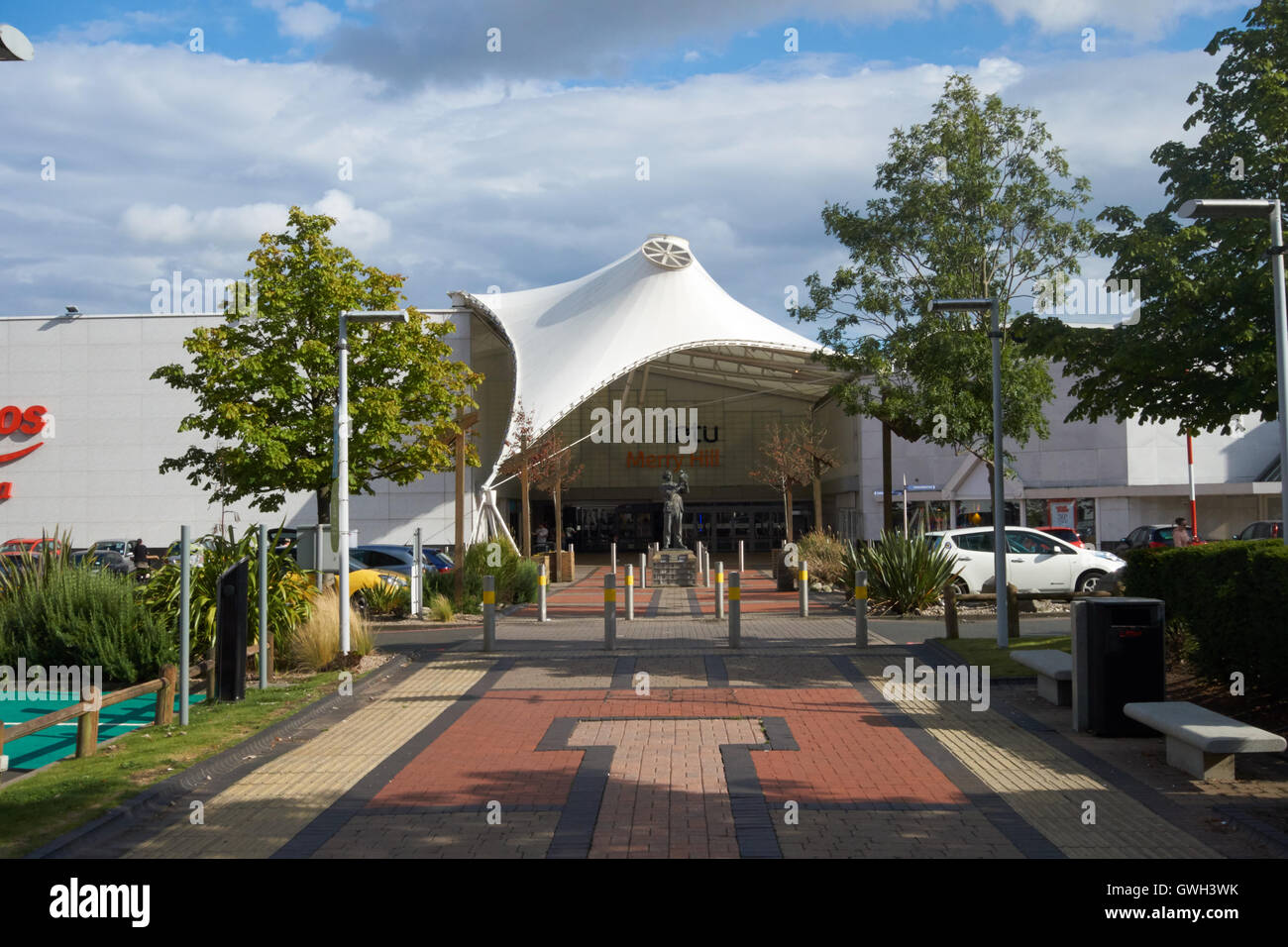 Merry hill shopping centre hires stock photography and images Alamy