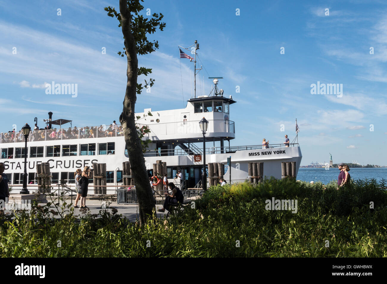 Statue of Liberty Ferry in Battery Park, NYC, USA Stock Photo Alamy