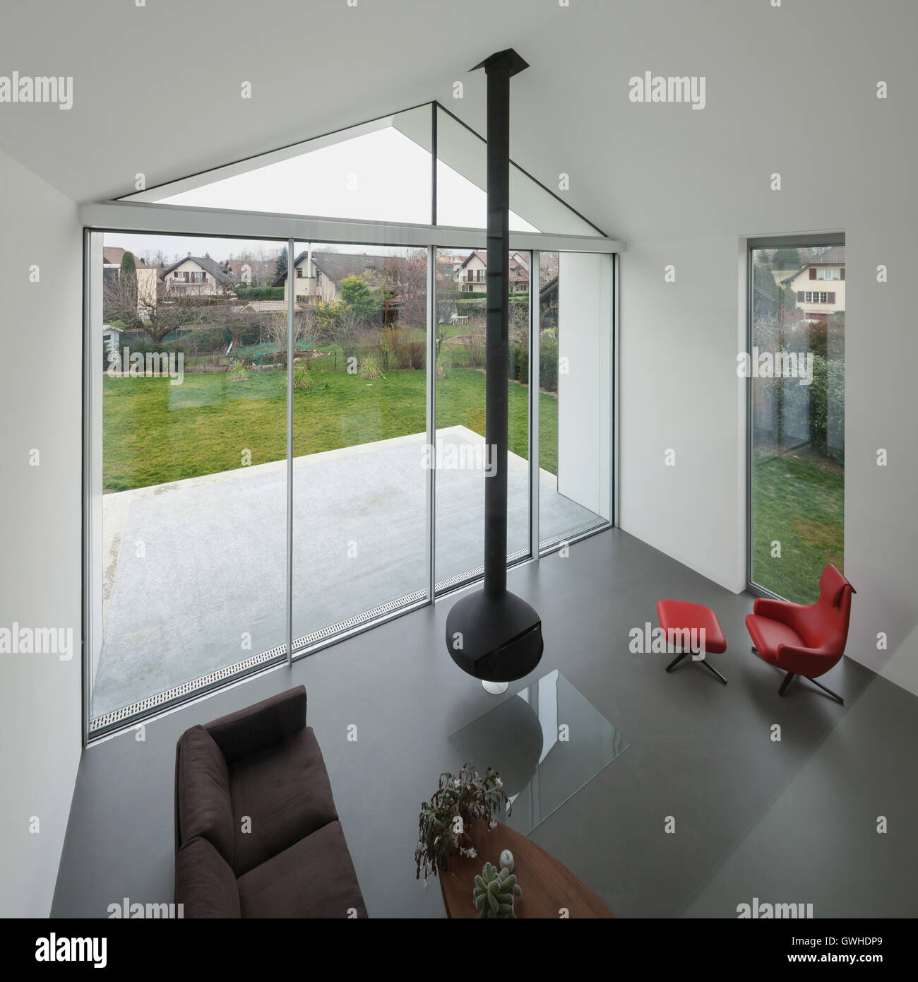 Porthole Windows in Modern Home Designs - Design Swan