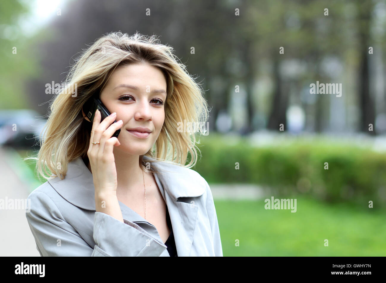 Beautiful young woman Stock Photo - Alamy