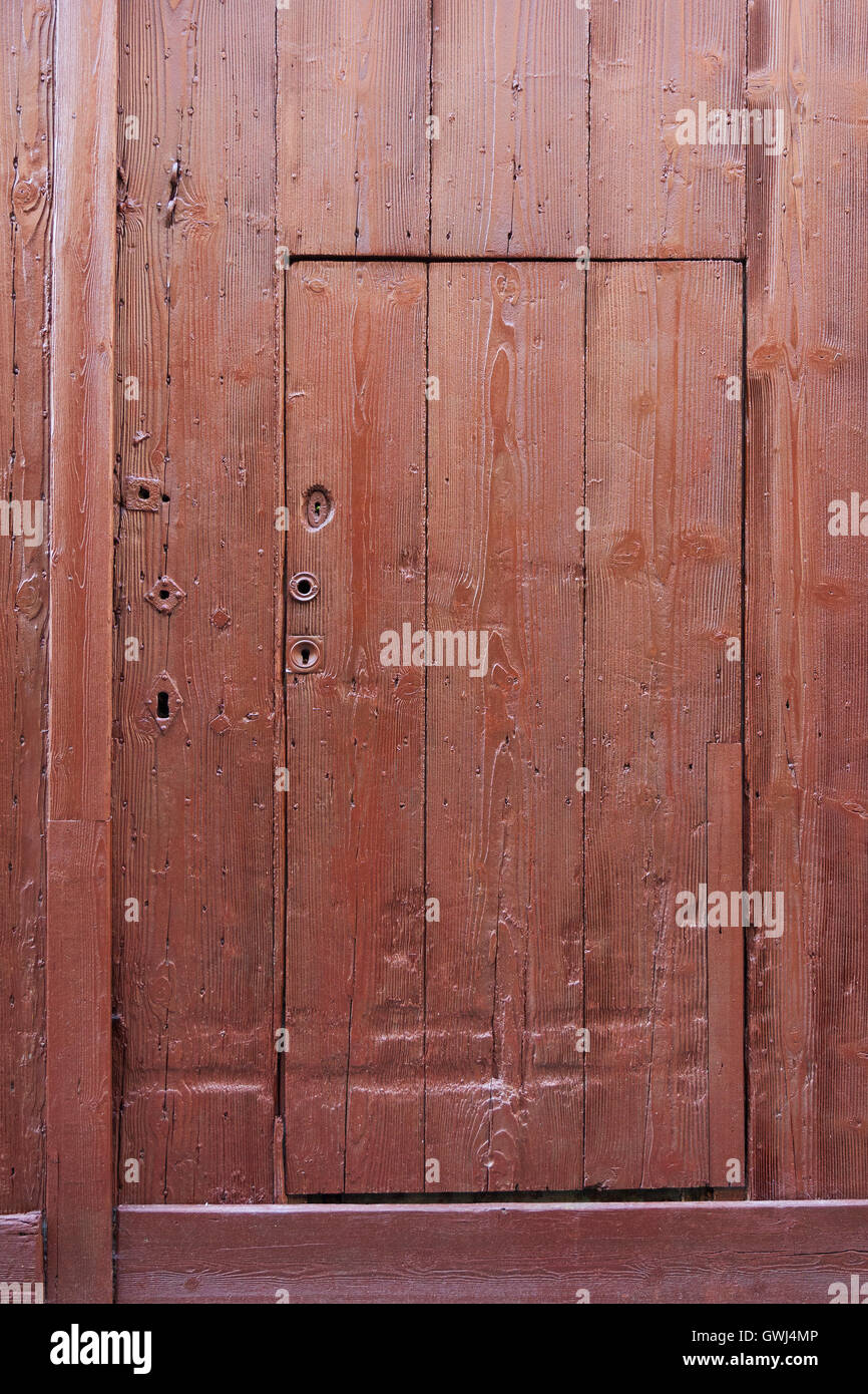 Old door cut out hi-res stock photography and images - Alamy