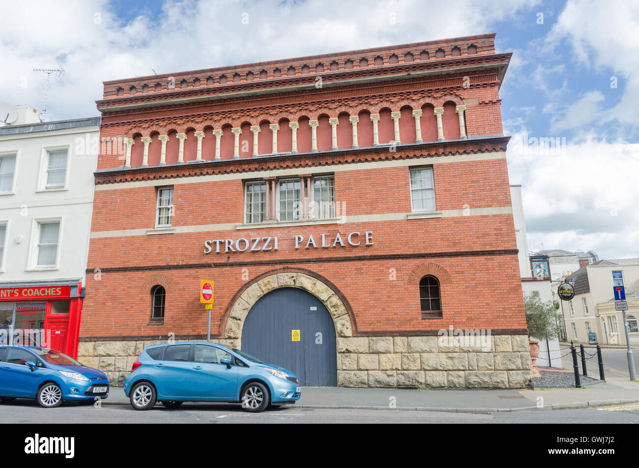 Strozzi Palace boutique hotel in Cheltenham Stock Photo Alamy