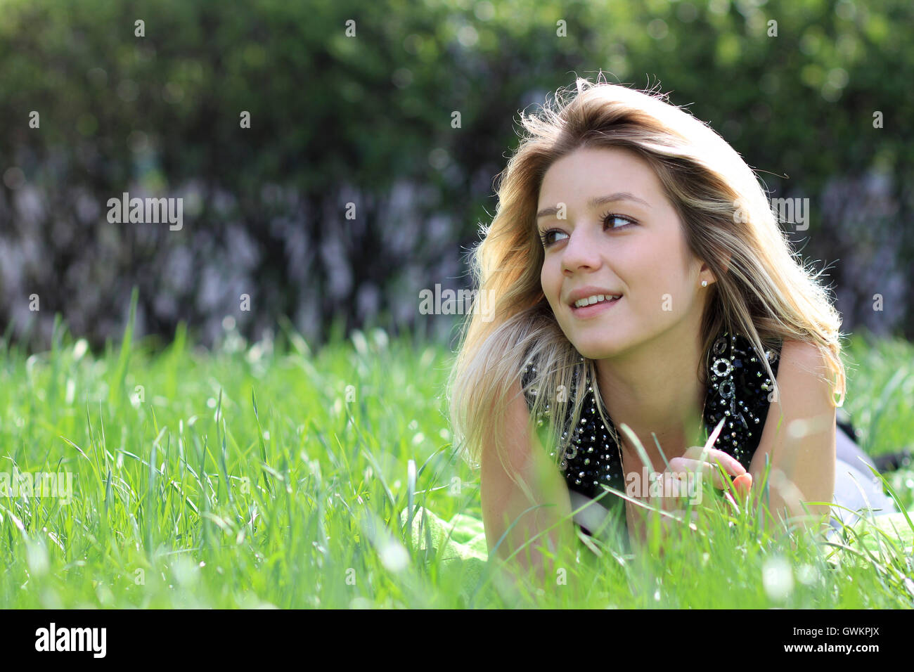 Beautiful young woman Stock Photo - Alamy