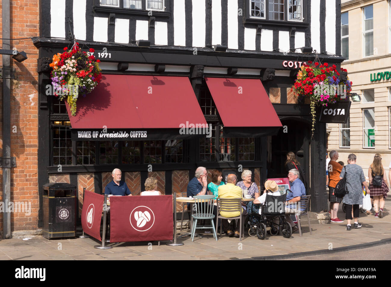 Costa Coffee, Bridge Street, StratforduponAvon Stock Photo Alamy