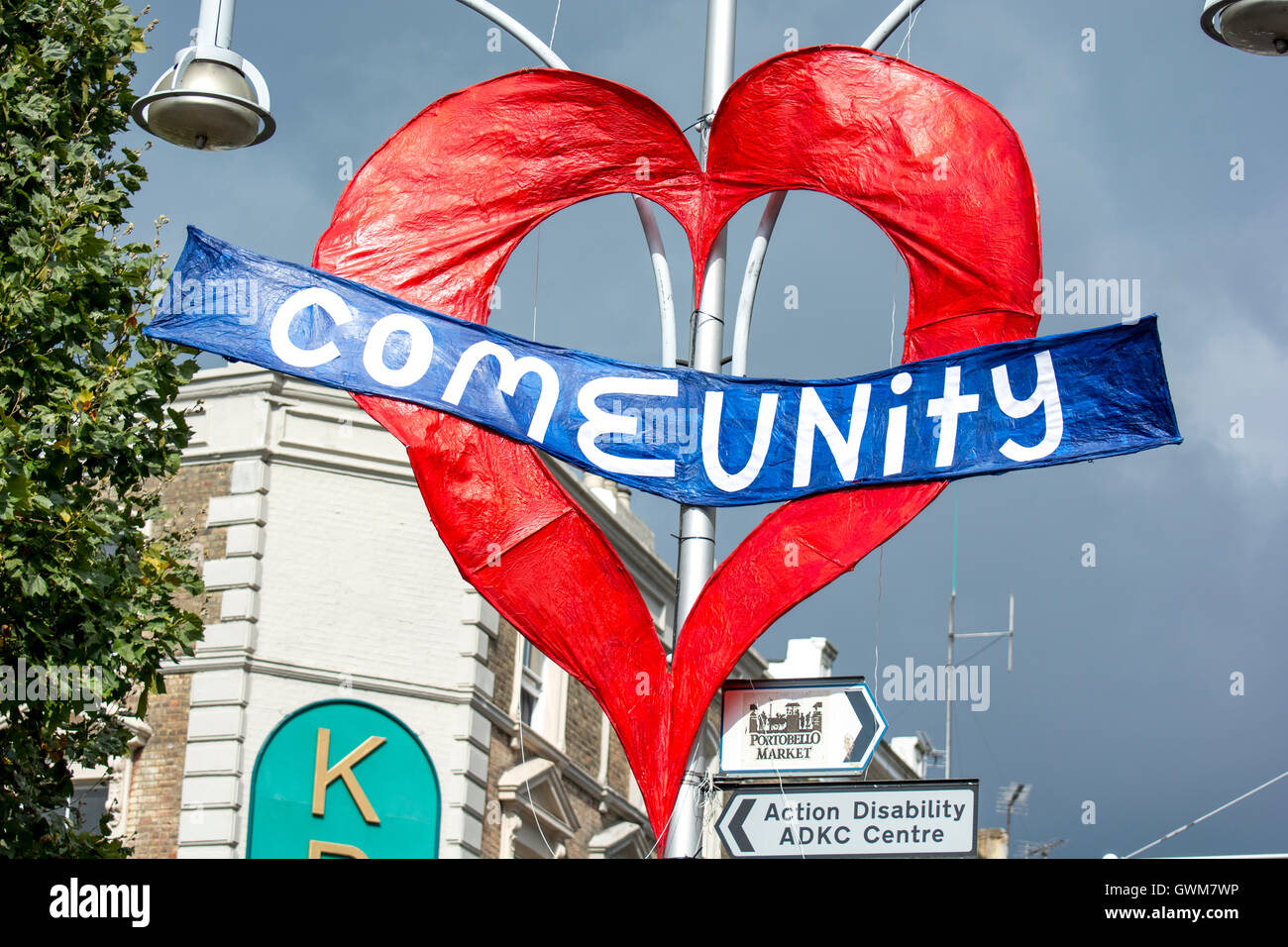 Close-up of Comeunity Heart sign in Notting Hill area Stock Photo - Alamy