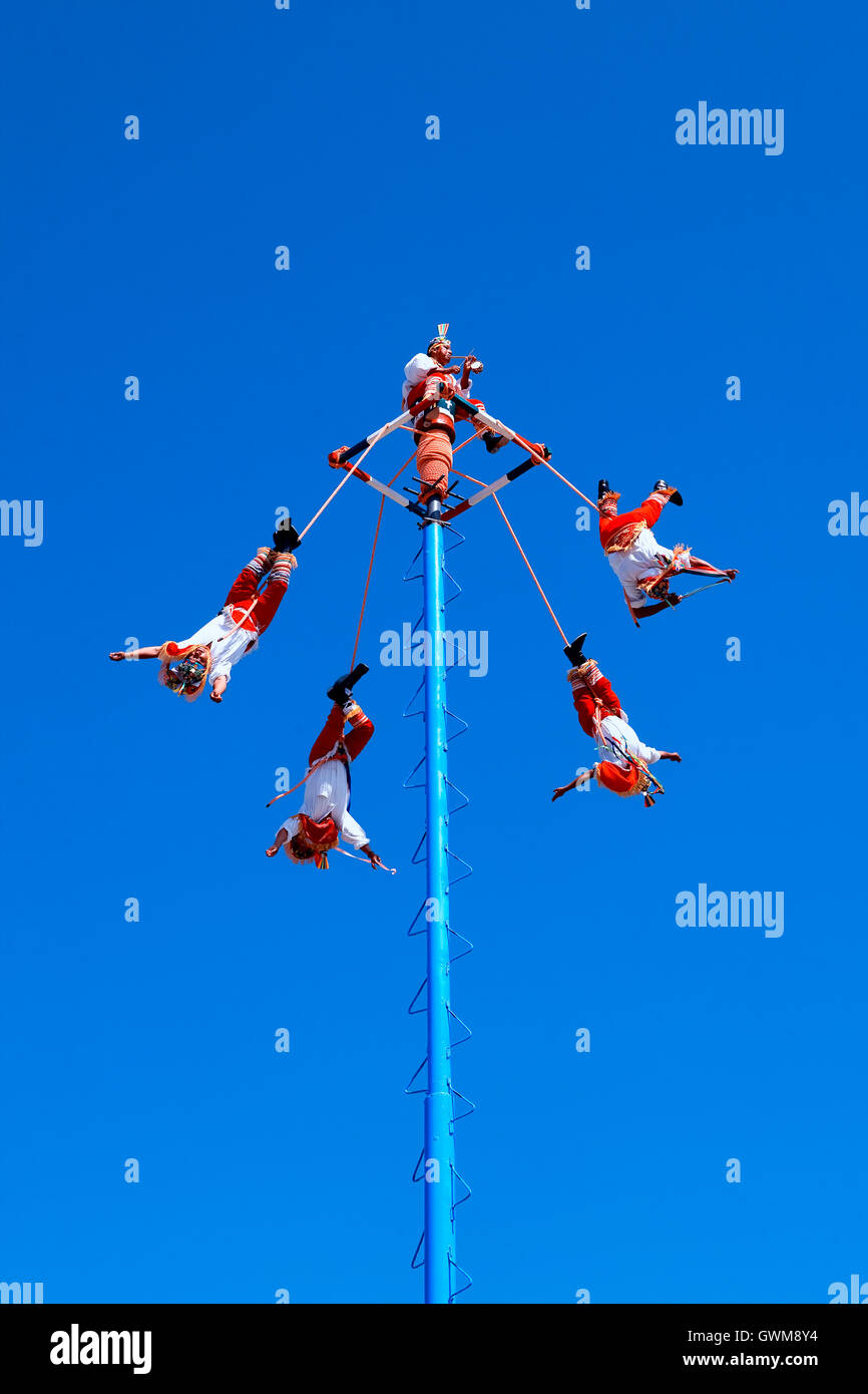 Flying Rods Mexico Voladores in Tulum, Yucatan, Mexico Stock Photo - Alamy