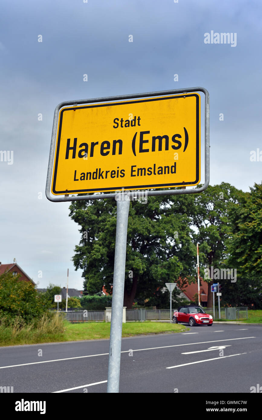 Place name sign: Stadt Haren, Landkreis Emsland, Niedersachsen, Germany Stock Photo