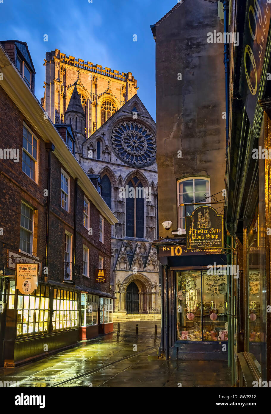 York Minster and Minster Gate passageway at night, city of York, North Yorkshire, England, UK
