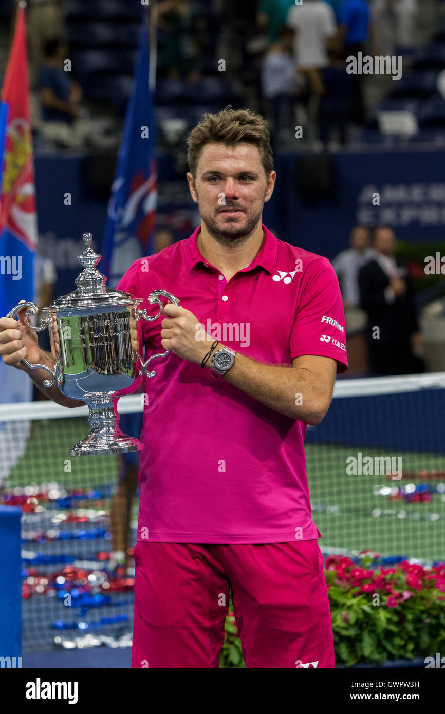 Stan Wawrinka (SUI) winner of the 2016 US Open Men's Final holding  championship trophy Stock Photo - Alamy