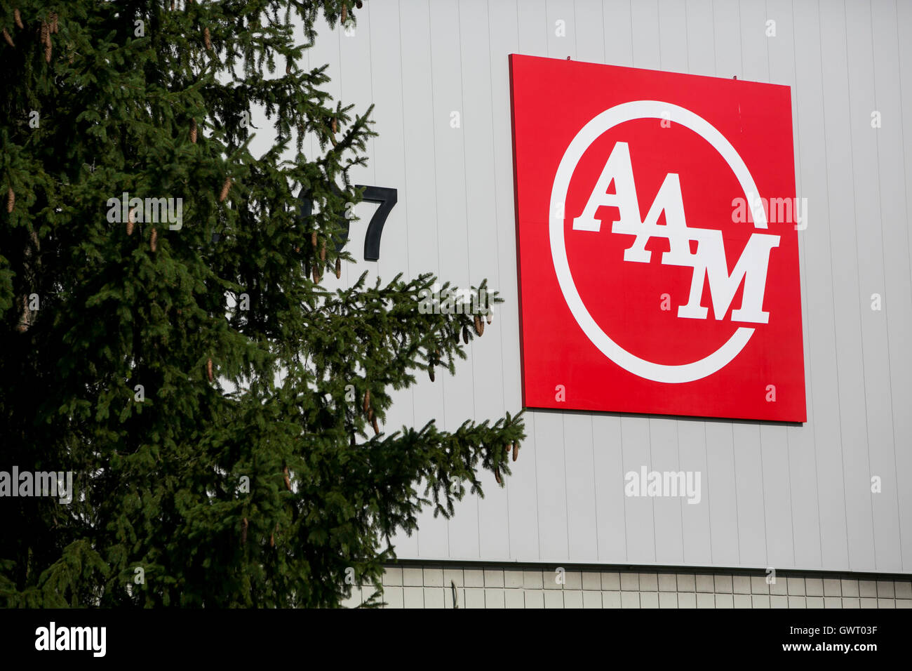 A logo sign outside of facility occupied by American Axle & Manufacturing, Inc., in Auburn Hills, Michigan on July 17, 2016. Stock Photo