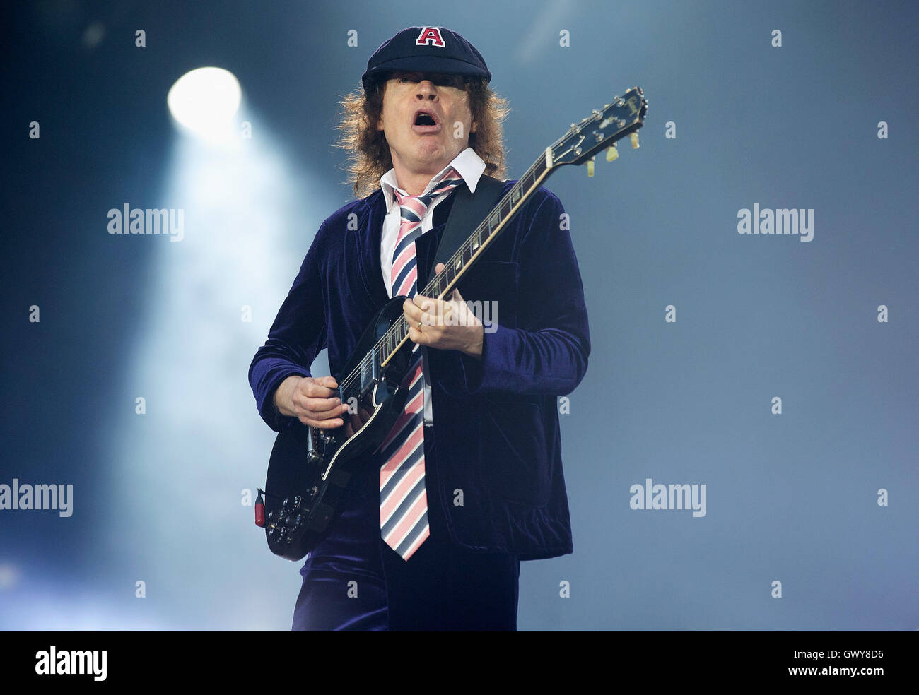Axl Rose Young High Resolution Stock Photography and Images - Alamy