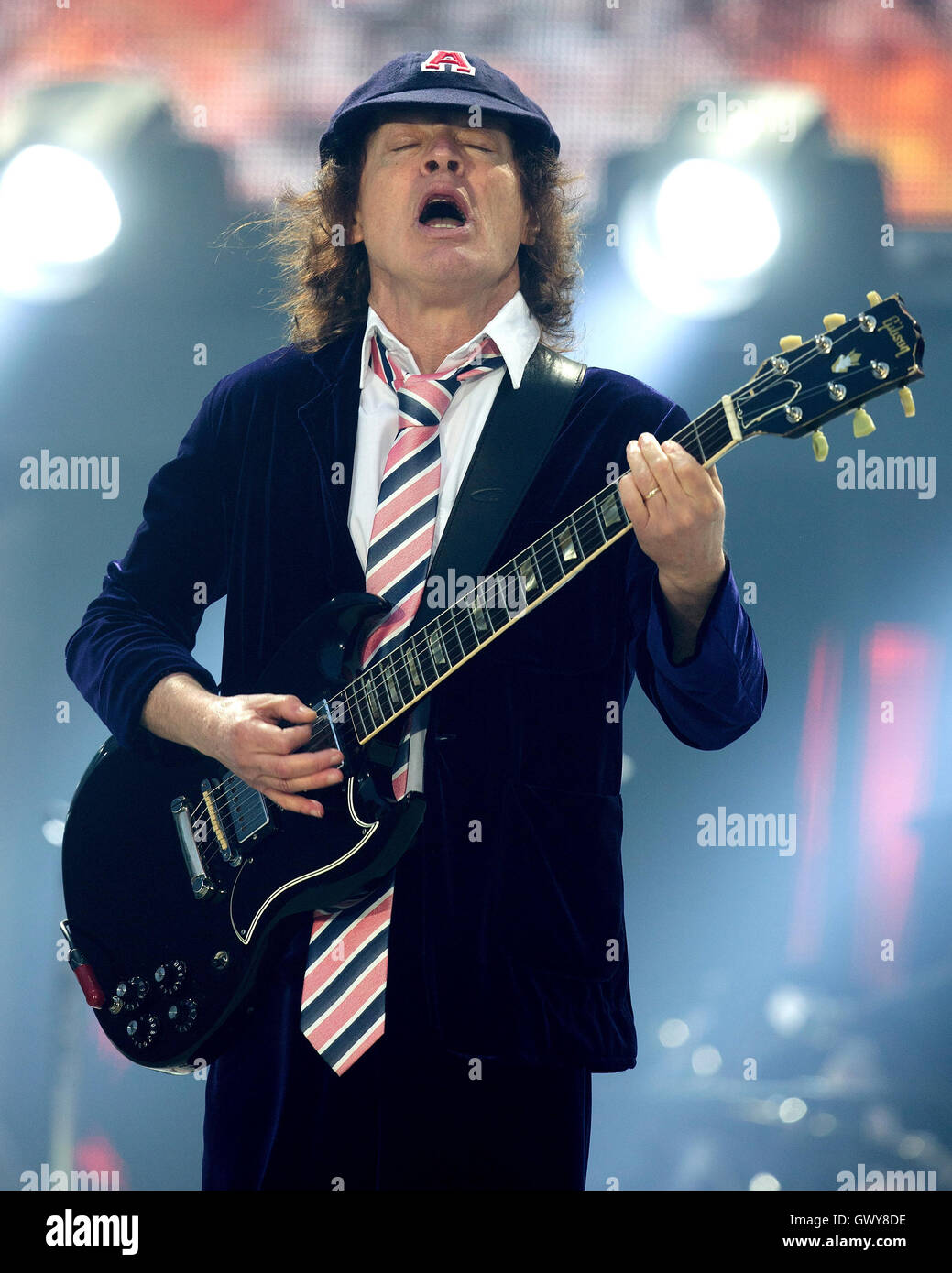 Axl Rose Young High Resolution Stock Photography and Images - Alamy