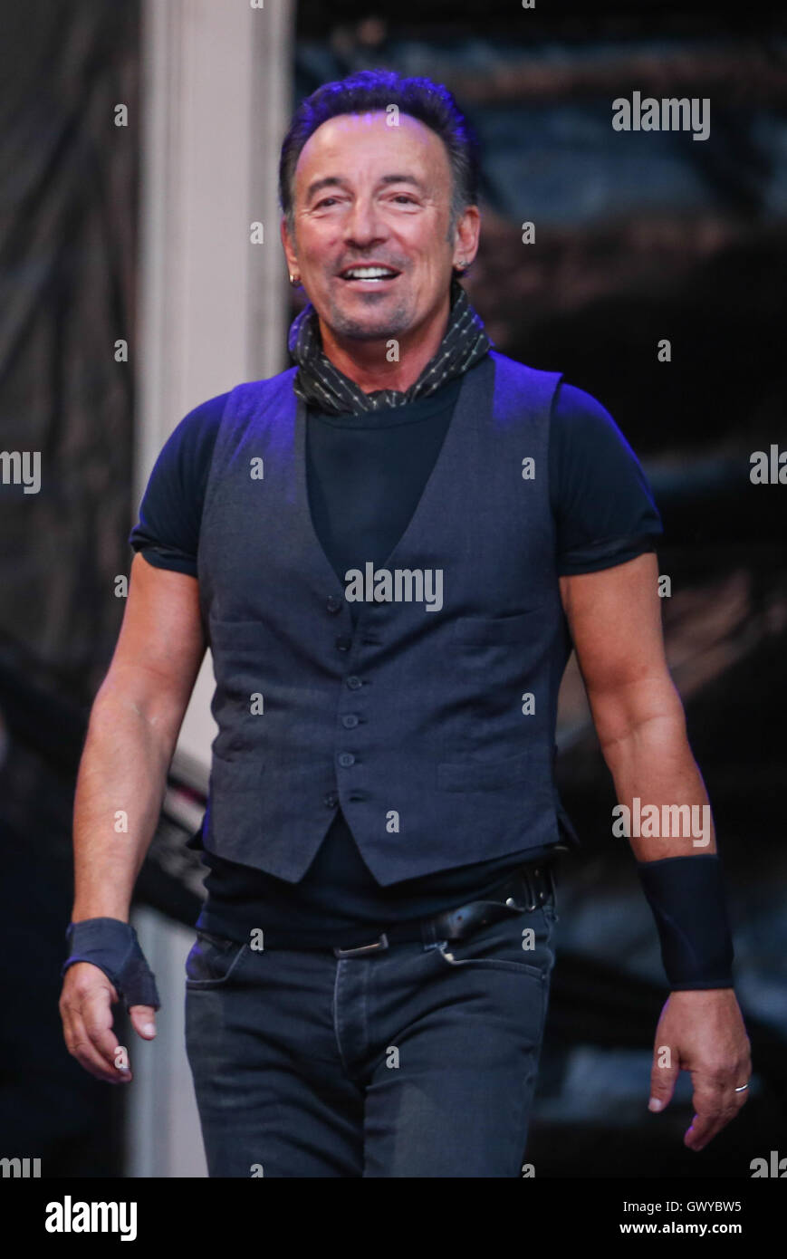 Bruce Springsteen and the E Street Band perform at Wembley Stadium during "The River" tour