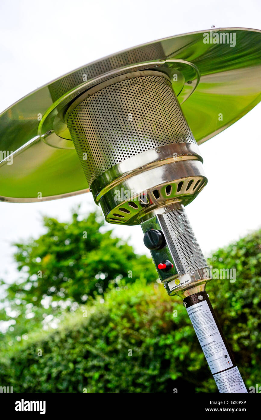 Patio heater hires stock photography and images Alamy
