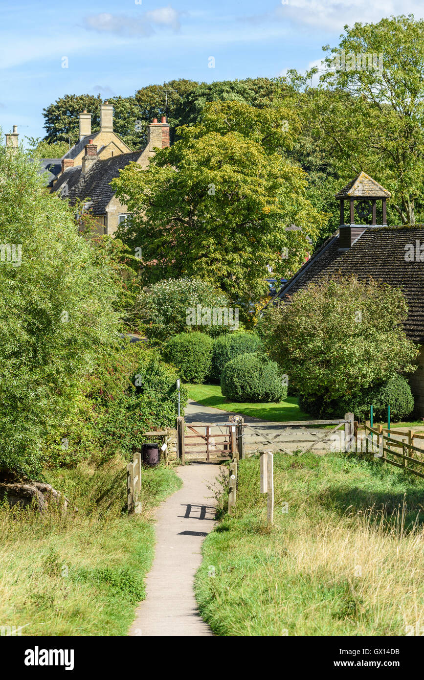 Path into Wadenhoe village, Northamptonshire, England Stock Photo - Alamy