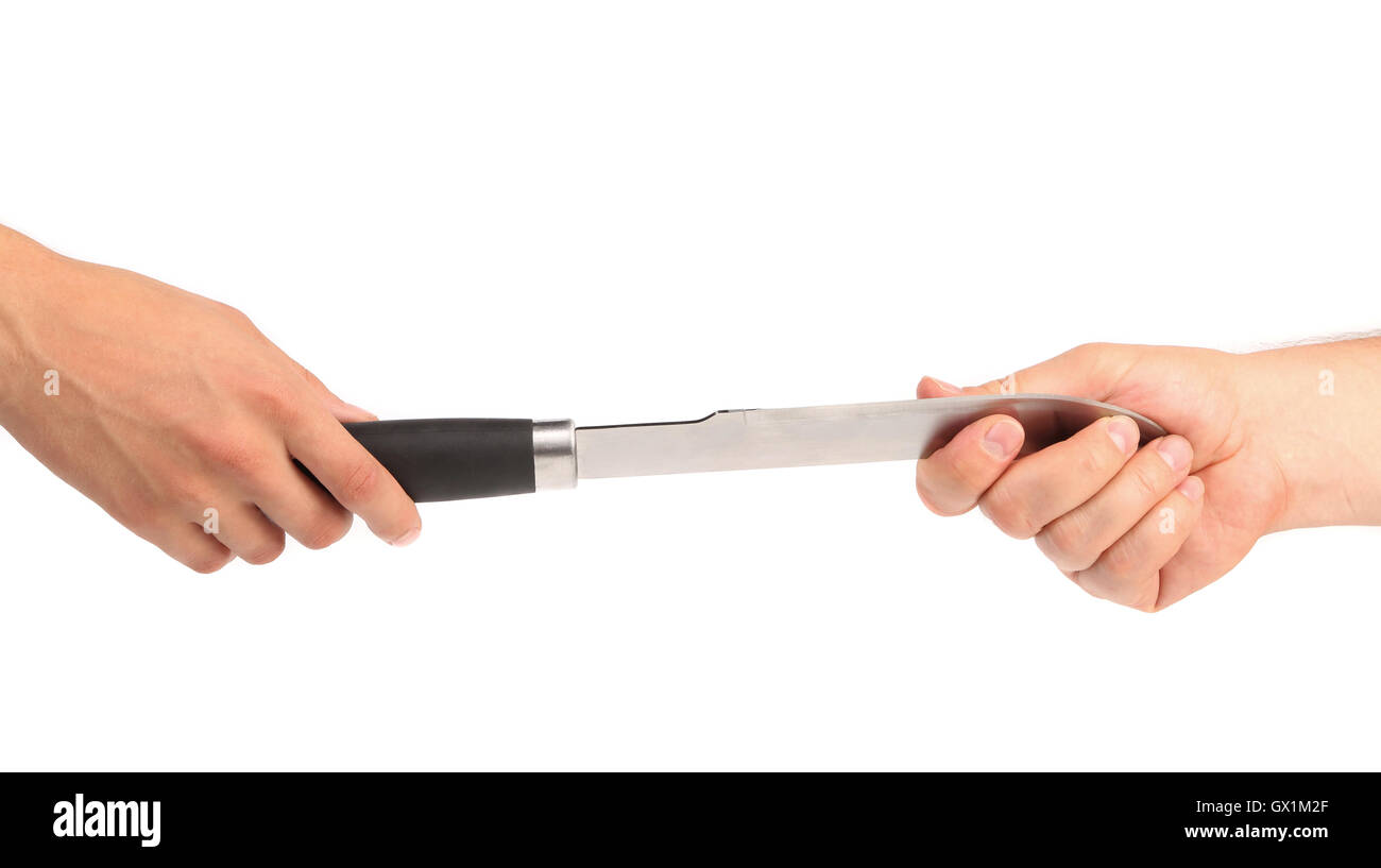 Как правильно передавать нож. Передает нож. Нож обратной стороной. Нож ручкой вперед. Передают нож рукояткой вперед.