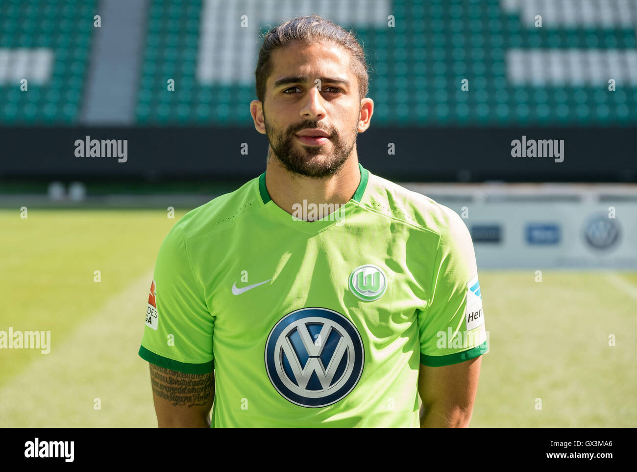 Ricardo 17 hi-res stock photography and images - Page 4 - Alamy