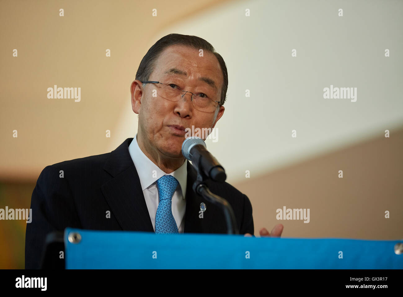 UN Secretary-General Ban Ki-moon officially opens the Time Machine at ...