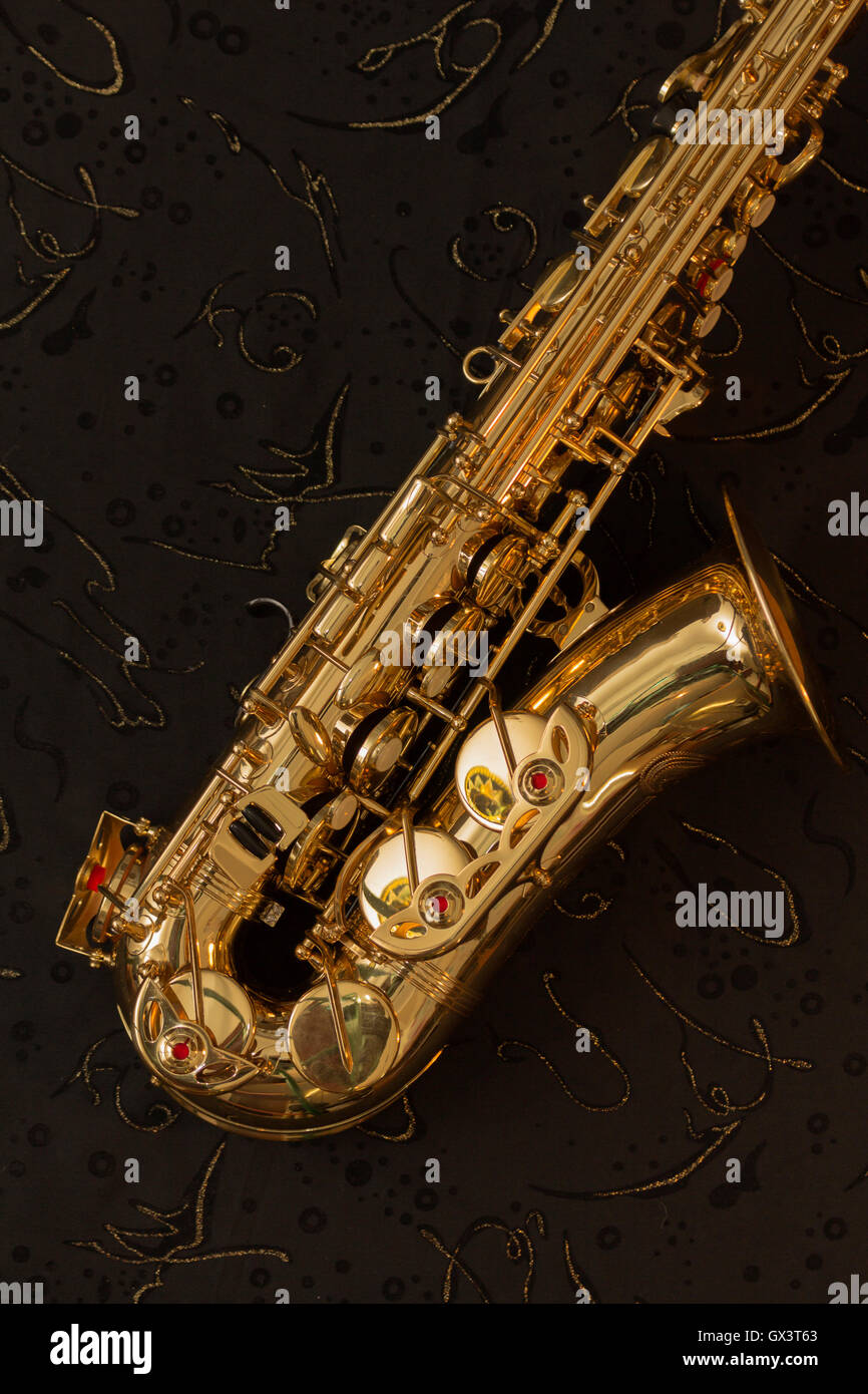 Saxophone mouthpiece hi-res stock photography and images - Alamy