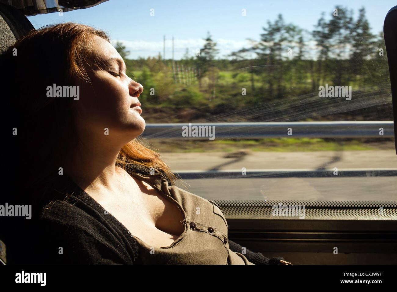 People asleep bus journey hires stock photography and images Alamy