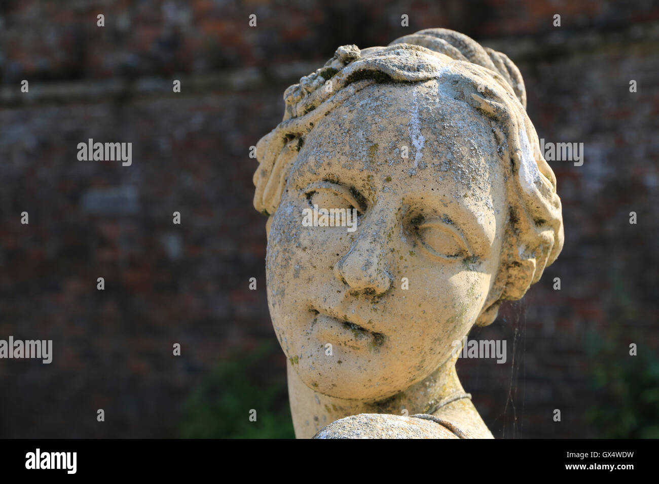 Stone statue face female hires stock photography and images Alamy