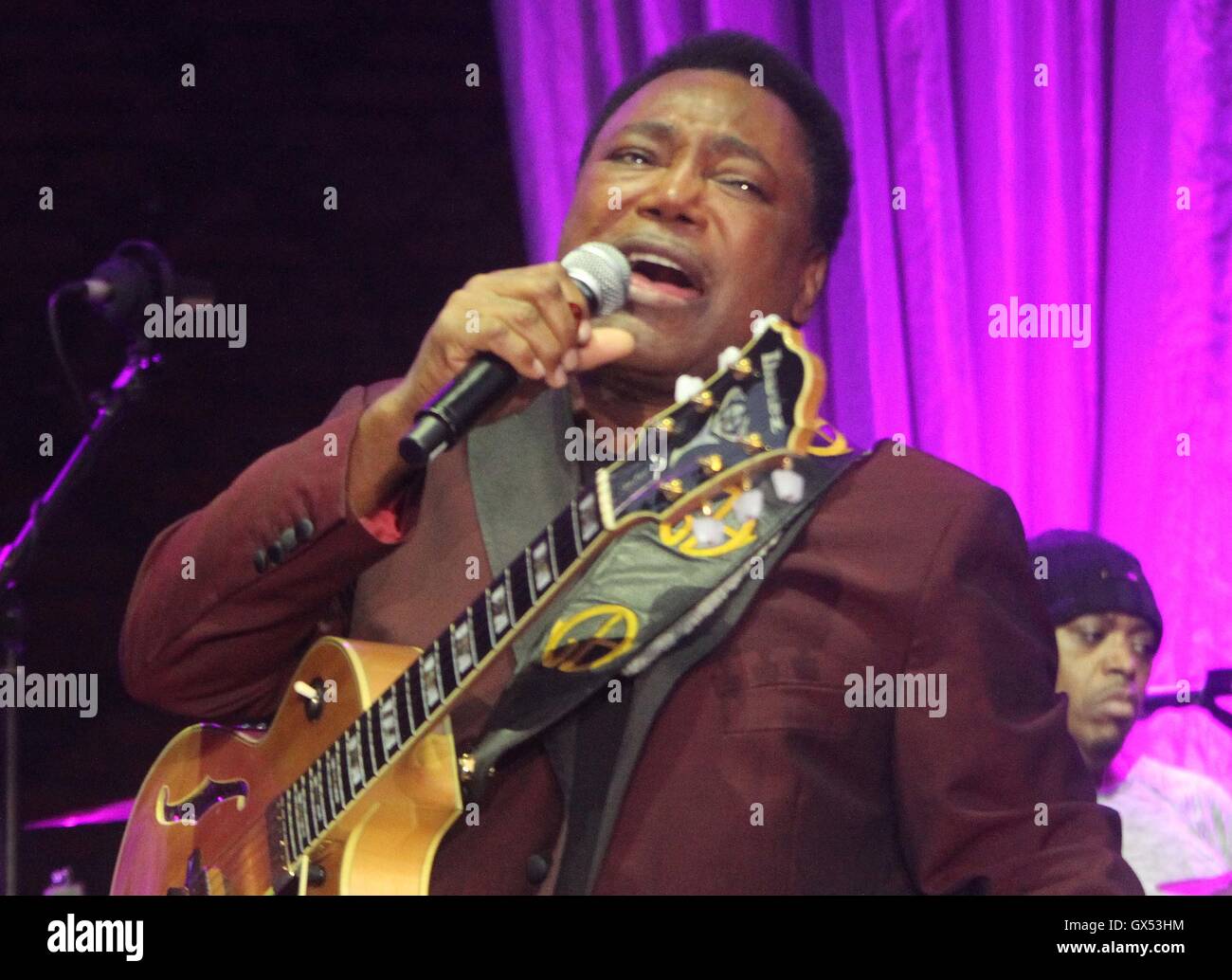 Benson performs at The Hampton Court Palace Festival Featuring