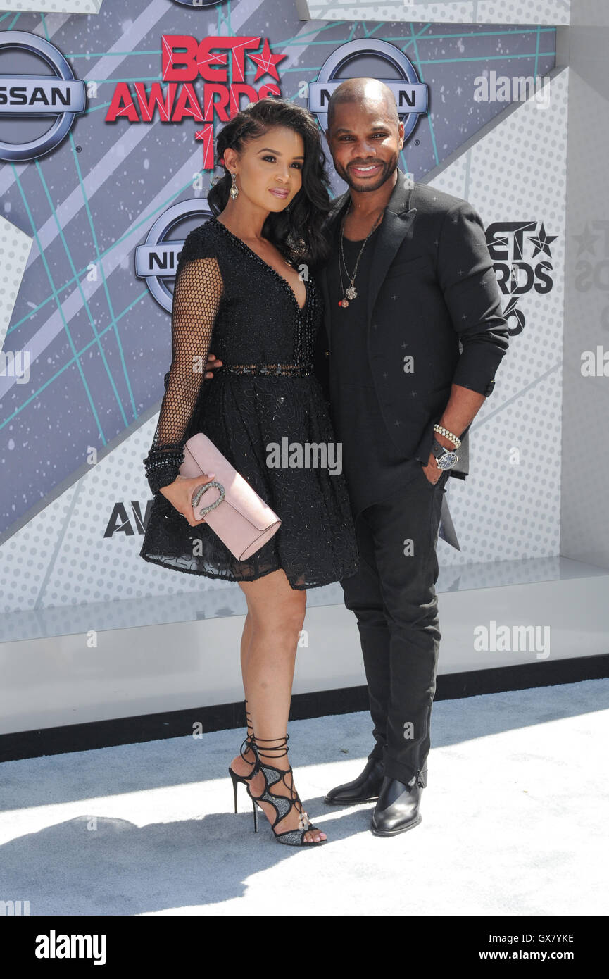 Celebrities and guests arrive to the 2016 BET Awards on June 26, 2016