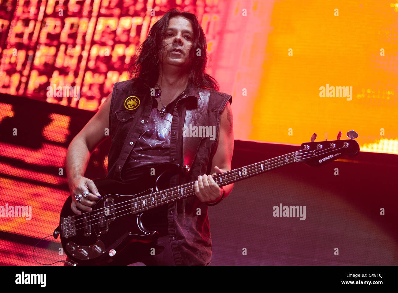 scorpions-performing-live-at-meo-arena-in-lisbon-featuring-pawe