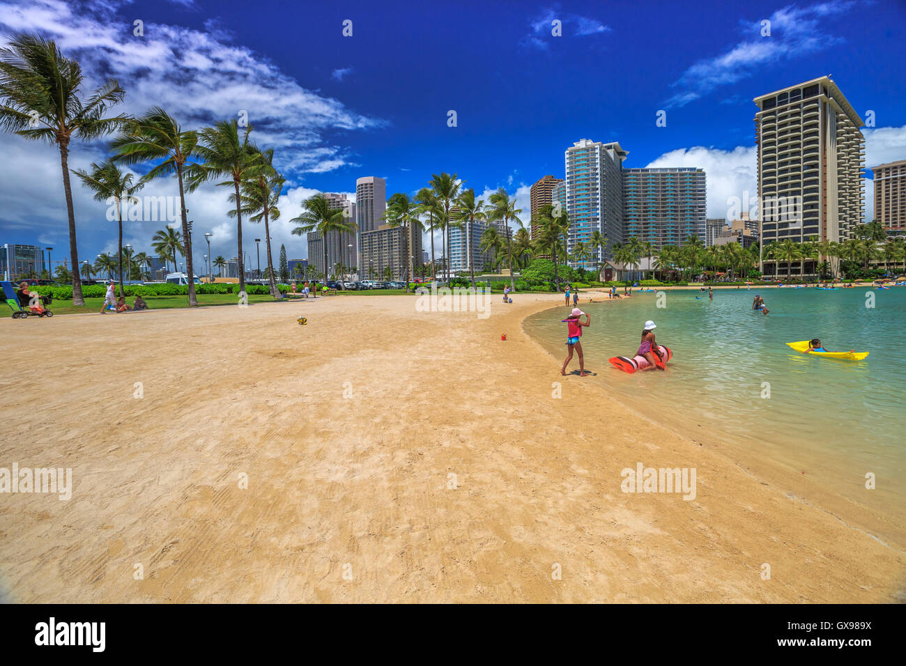 Hilton waikiki beach hi-res stock photography and images - Alamy