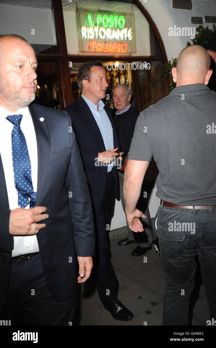 David Cameron leaves Italian restaurant near Victoria Station  Featuring: David Cameron Where: London, United Kingdom When: 30 Jun 2016 Stock Photo