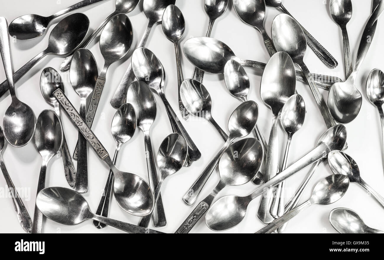 Ложки мультяшные. Ложка столовая эстет. Ложка из металла. Разные ложки. Чайные ложки разные.