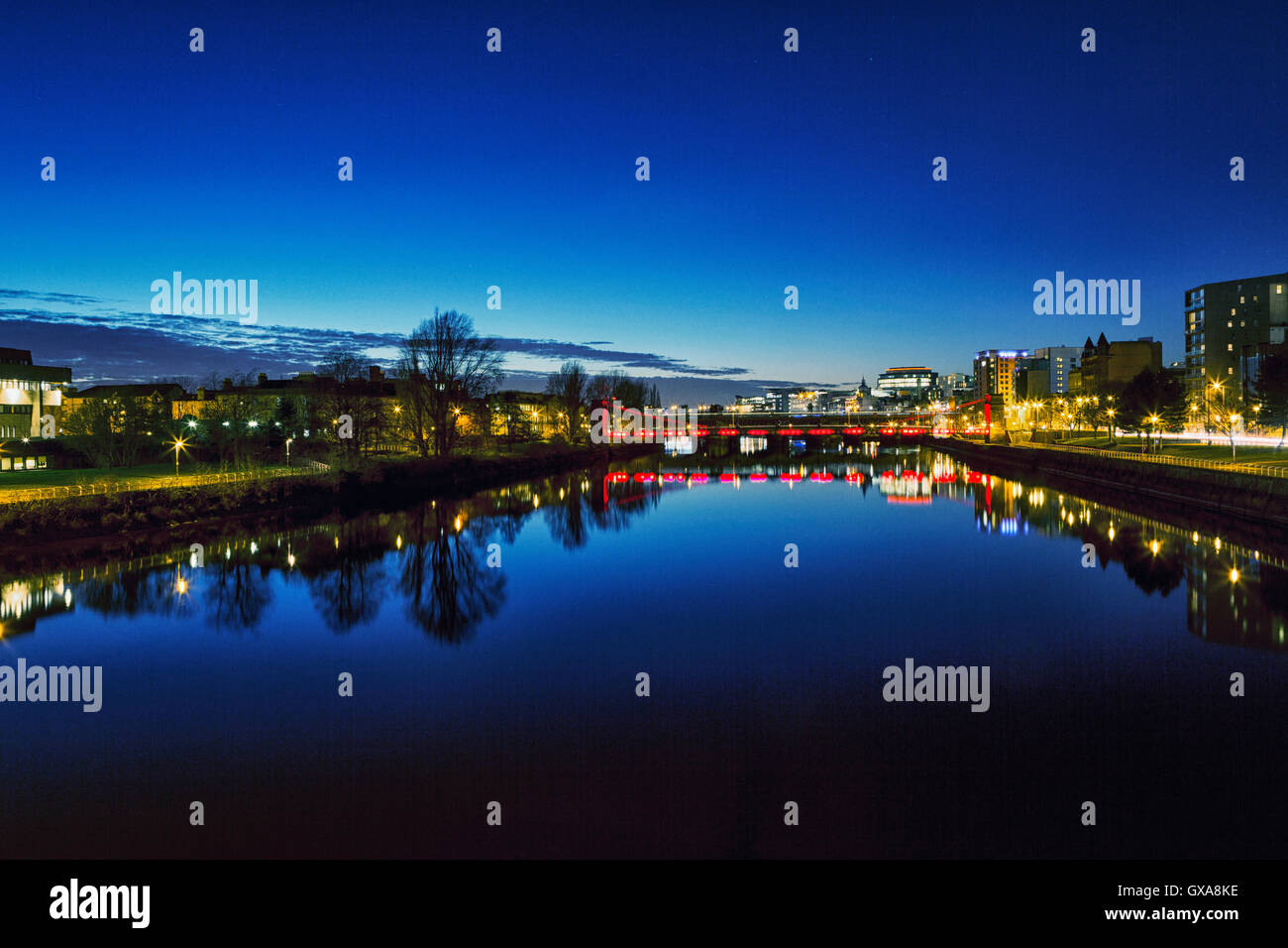 sunset-over-river-clyde-glasgow-scotland-stock-photo-alamy