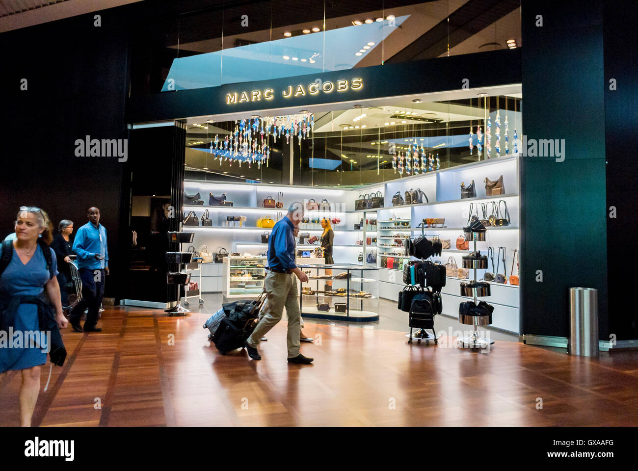 Marc jacobs store hi-res stock photography and images - Alamy