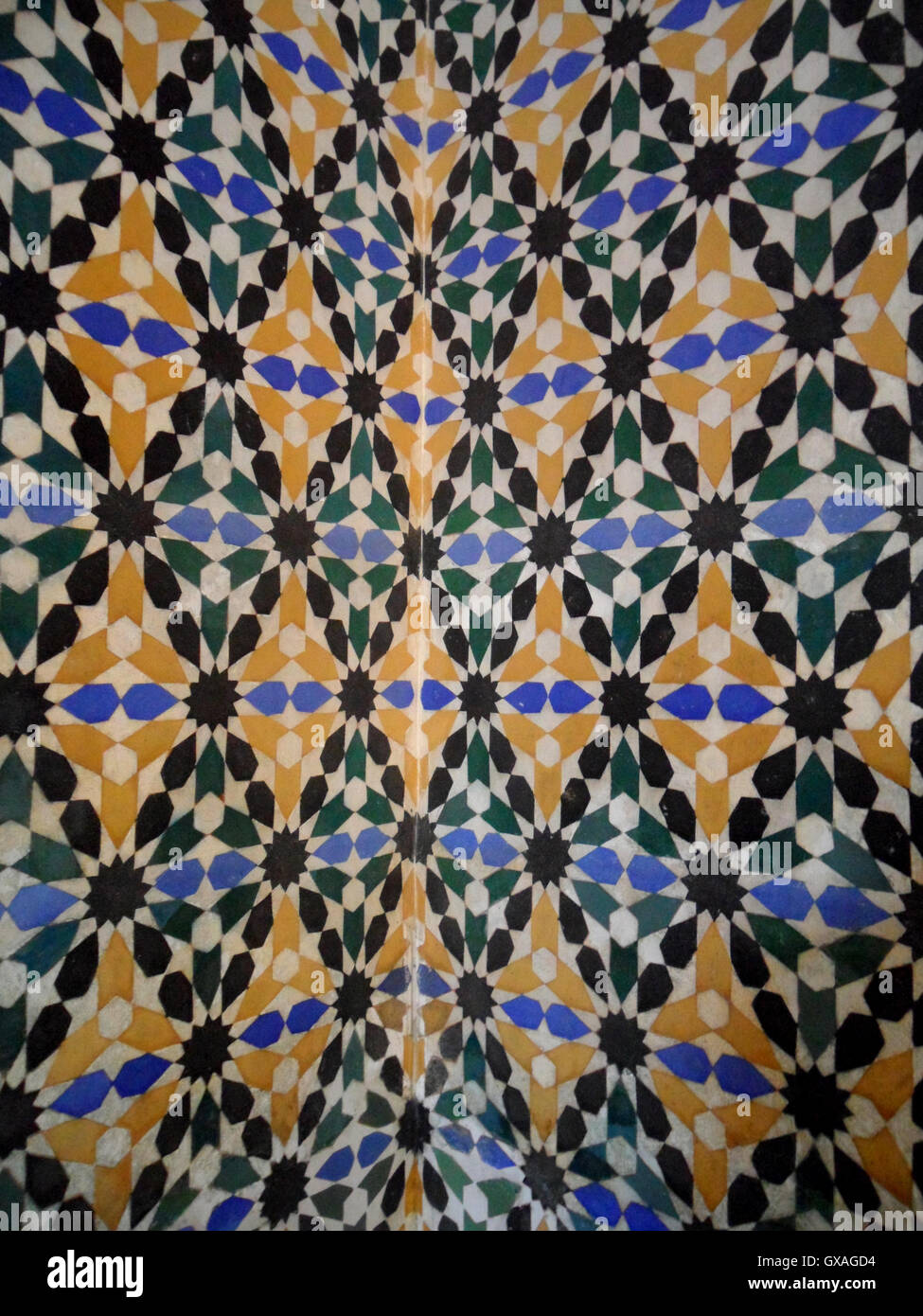 Brightly Color Moorish Style Tiled Wall in the Real alcazar of Seville ...
