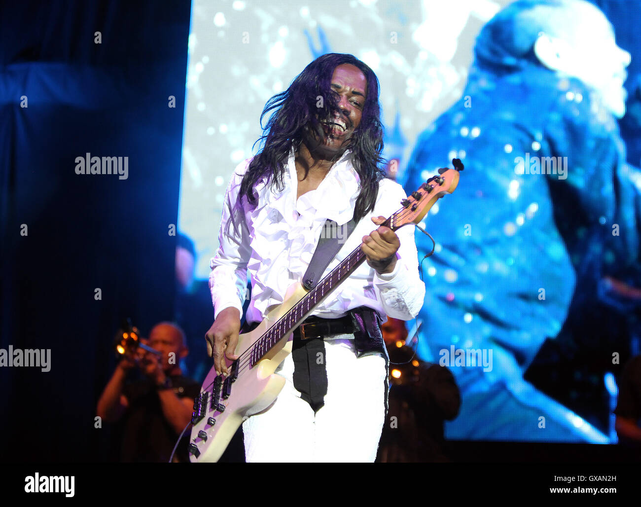 Earth, Wind and Fire performing at the O2 Arena in London on Friday 1st ...